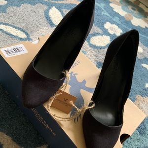Brand new, black American Eagle heels